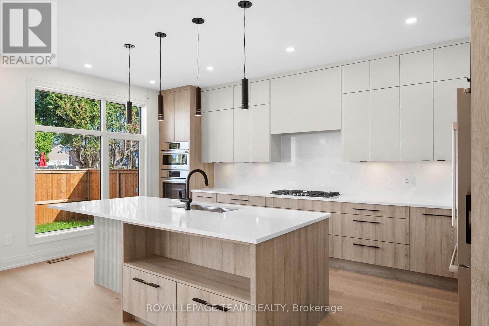 93 Lotta Avenue, Ottawa, ON