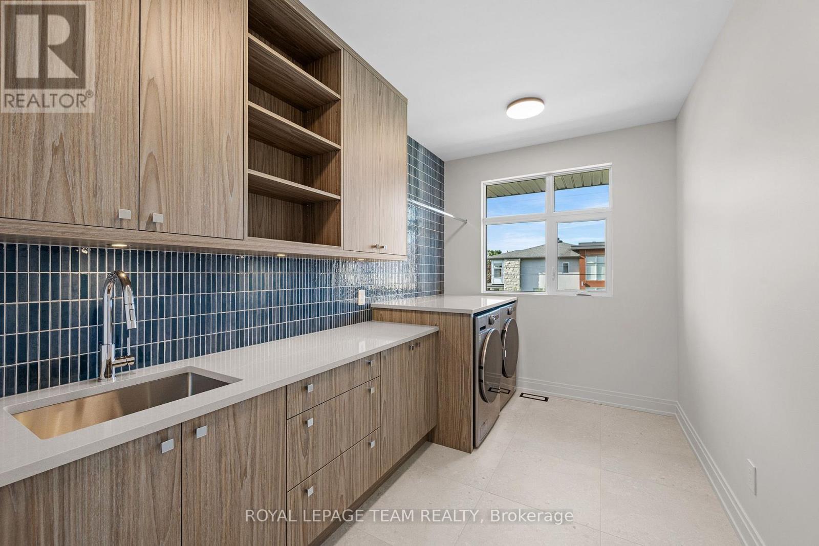 93 Lotta Avenue, Ottawa, ON