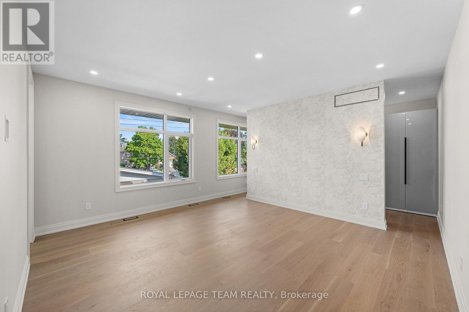 93 Lotta Avenue, Ottawa, ON