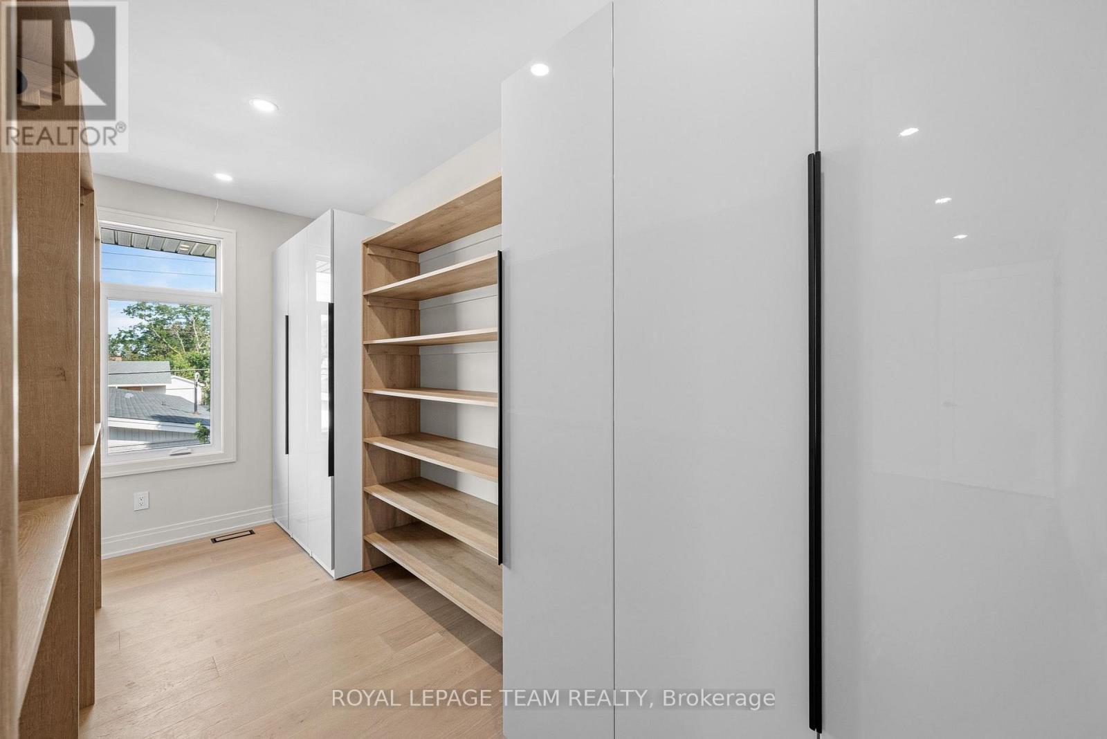 93 Lotta Avenue, Ottawa, ON
