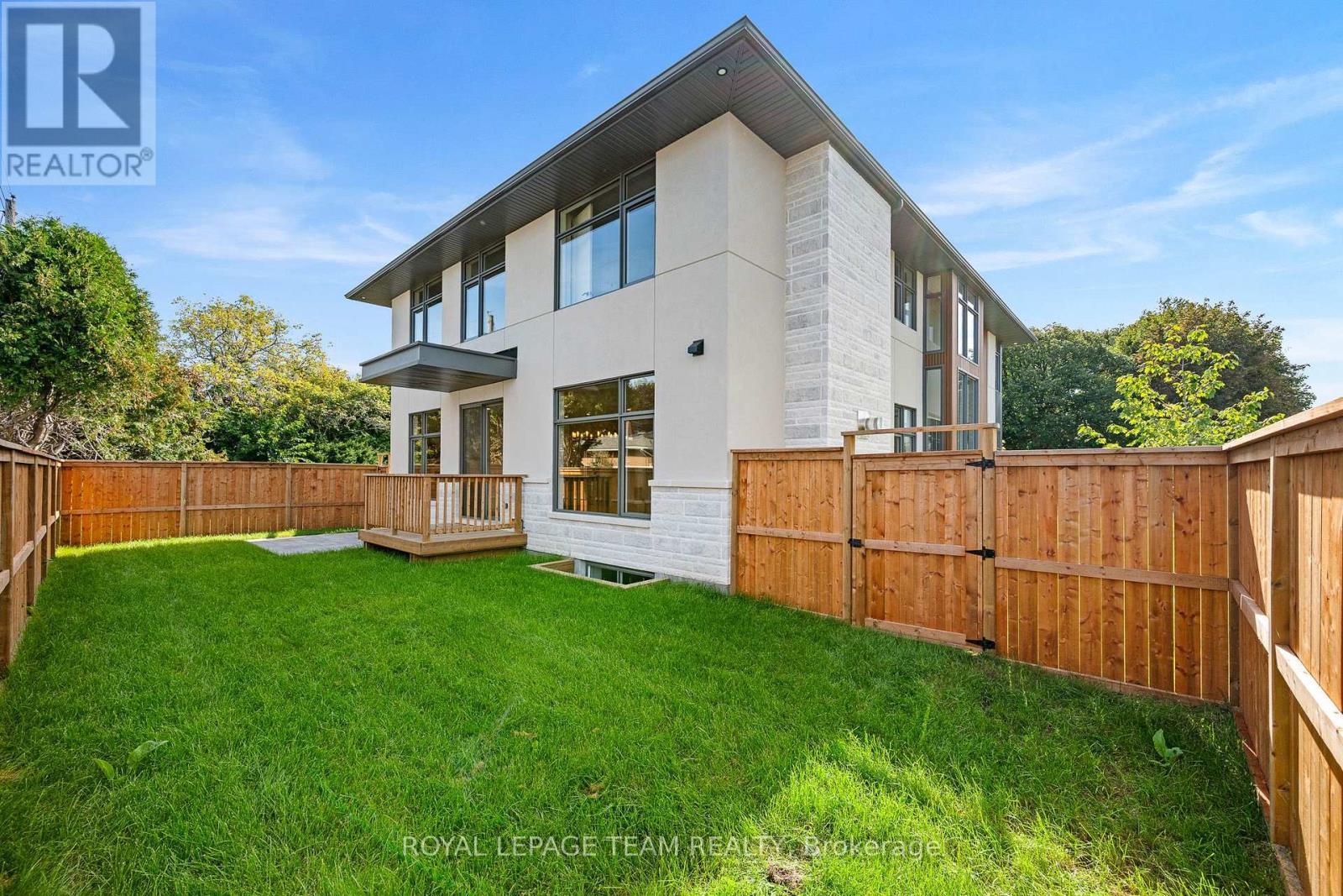 93 Lotta Avenue, Ottawa, ON