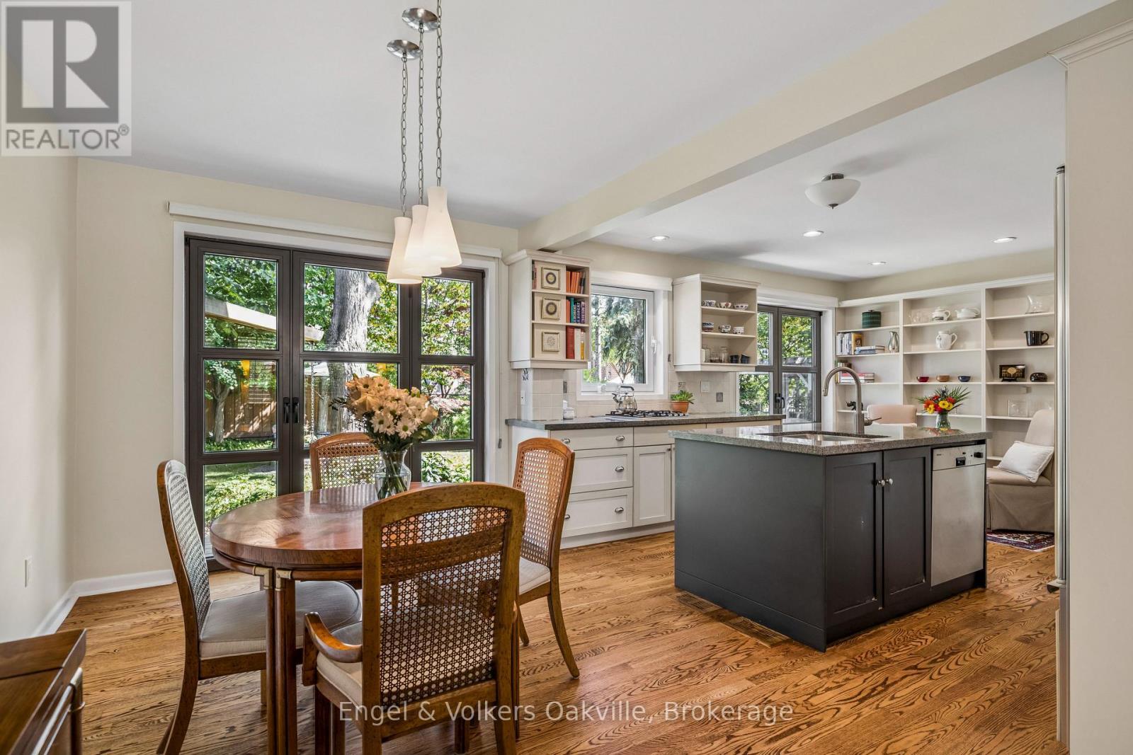 1170 Conyers Crescent, Mississauga (Erindale), ON