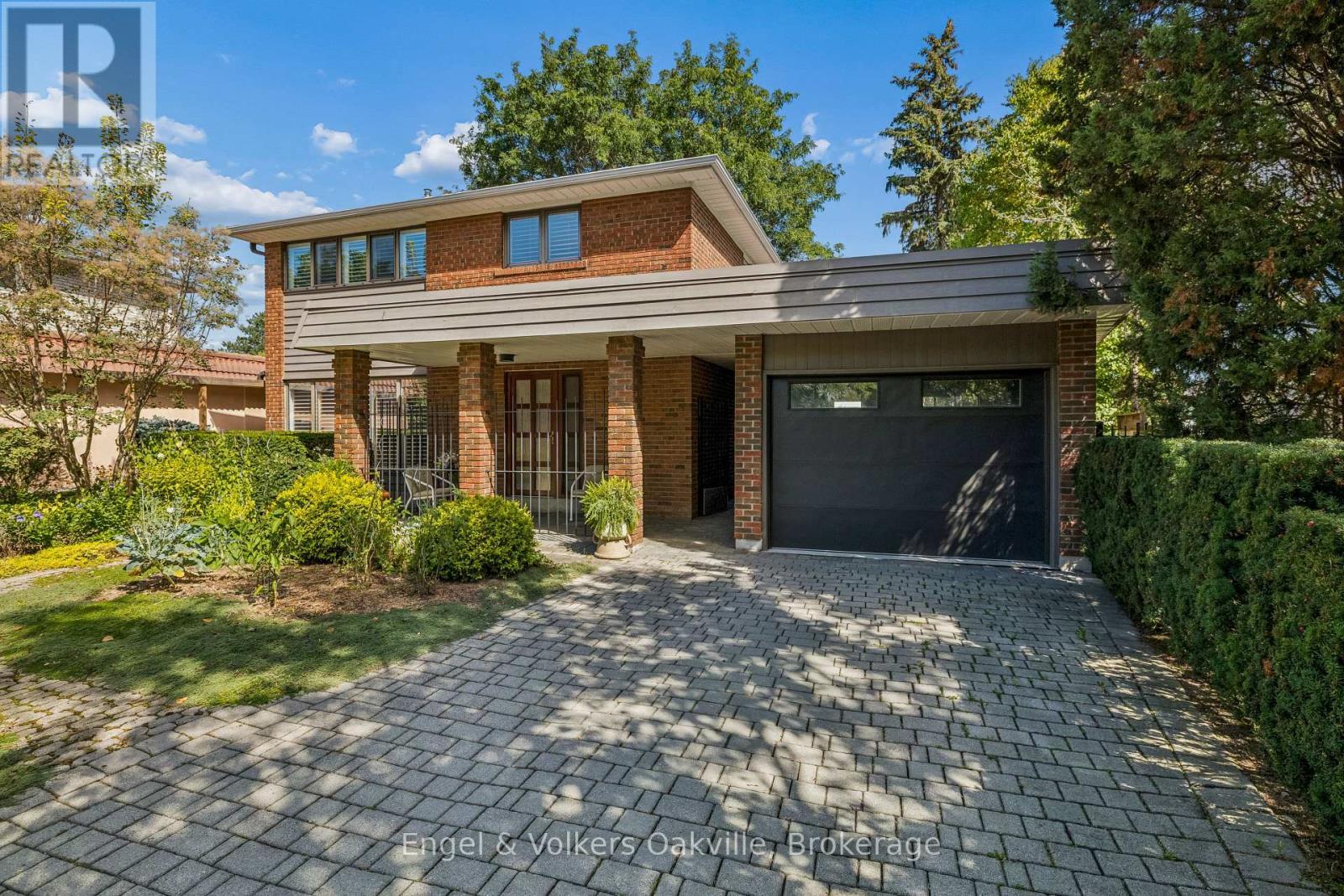 1170 Conyers Crescent, Mississauga (Erindale), ON
