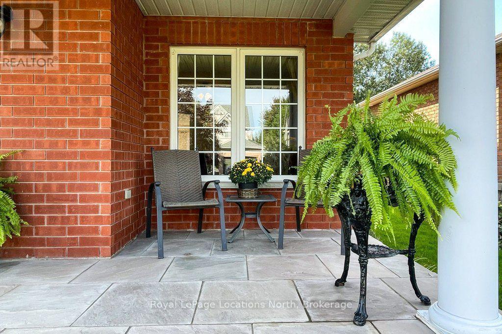 61 Marina Crescent, Collingwood, ON
