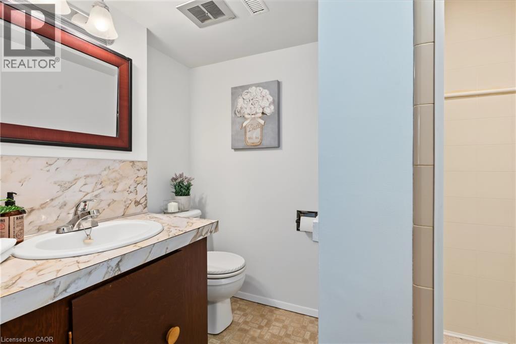 2nd BATHROOM; 3PC with vanity and convenient separate shower. - 589 Mohawk Road W, Hamilton, ON