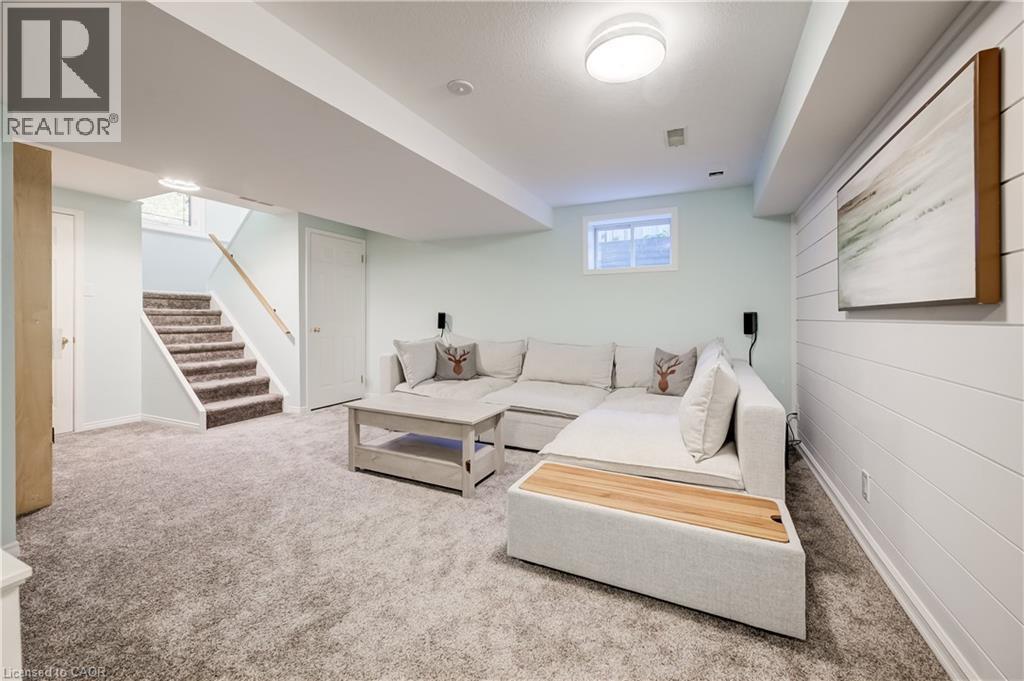 464 Northlake Drive, Waterloo, ON
