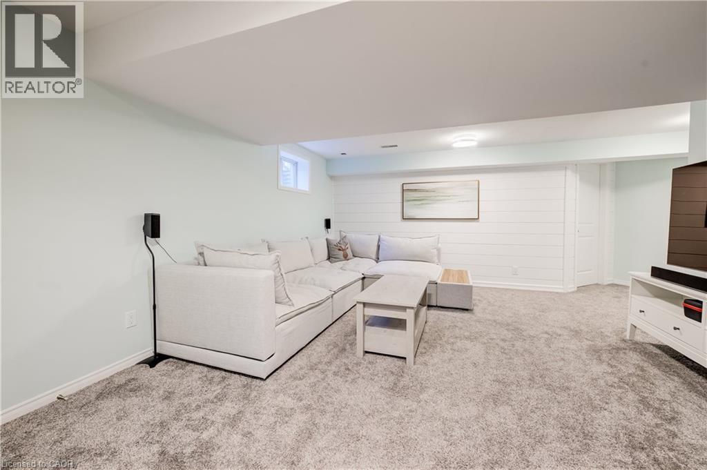 464 Northlake Drive, Waterloo, ON