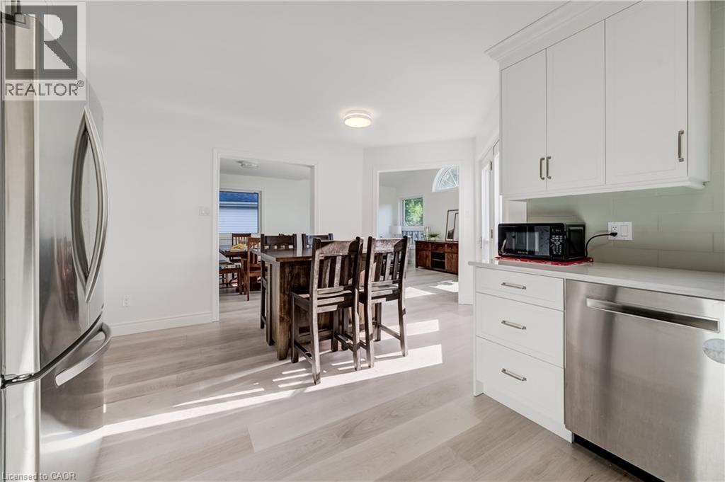 464 Northlake Drive, Waterloo, ON
