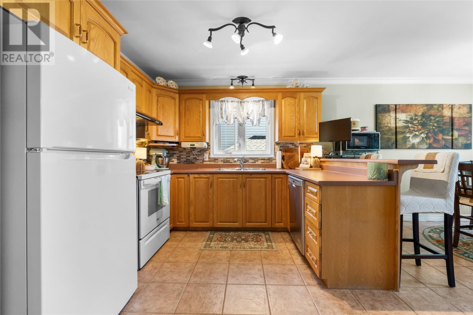 3 Hodder Place, Mount Pearl, NL