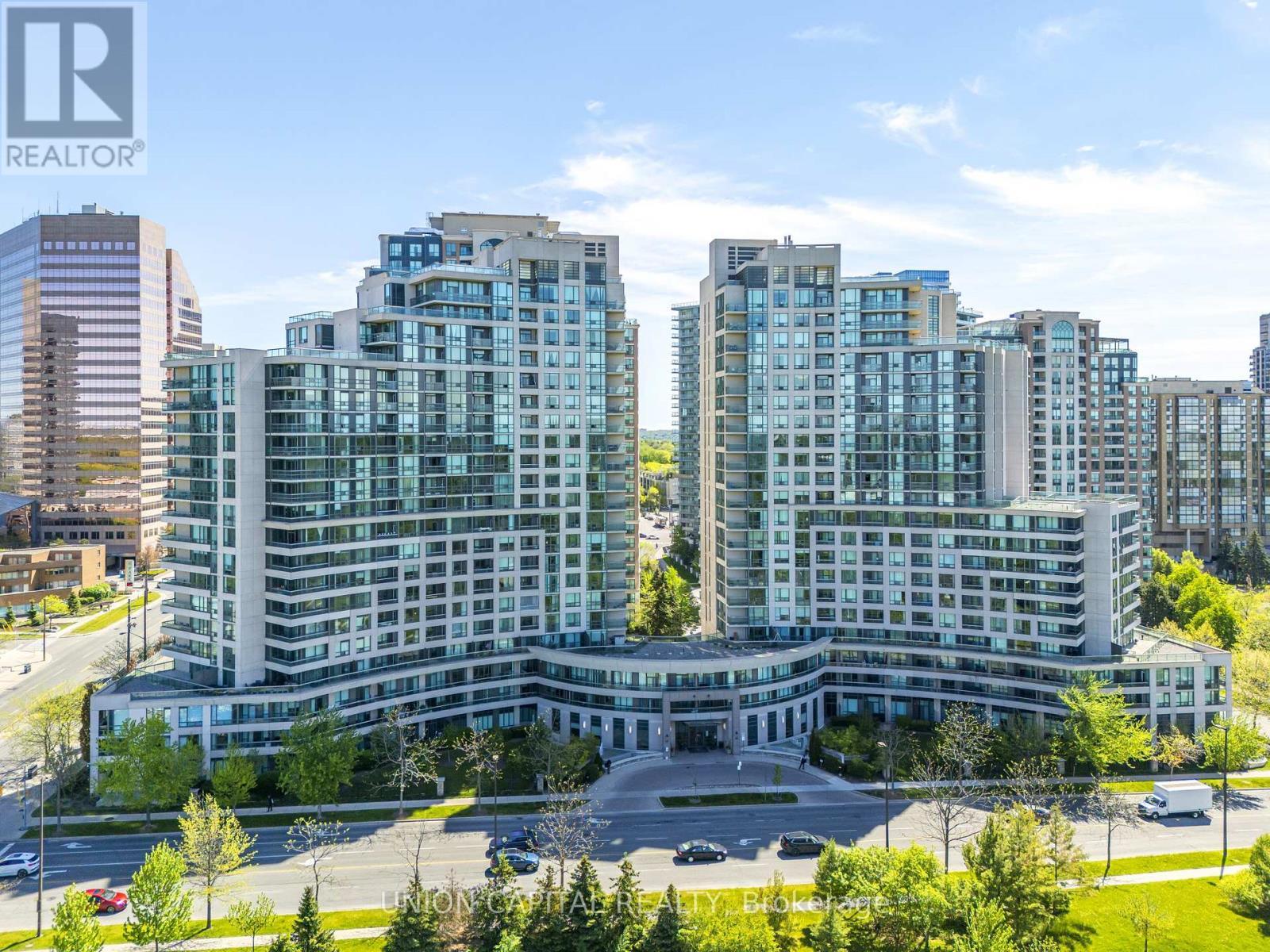 2002 - 509 Beecroft Road, Toronto, ON