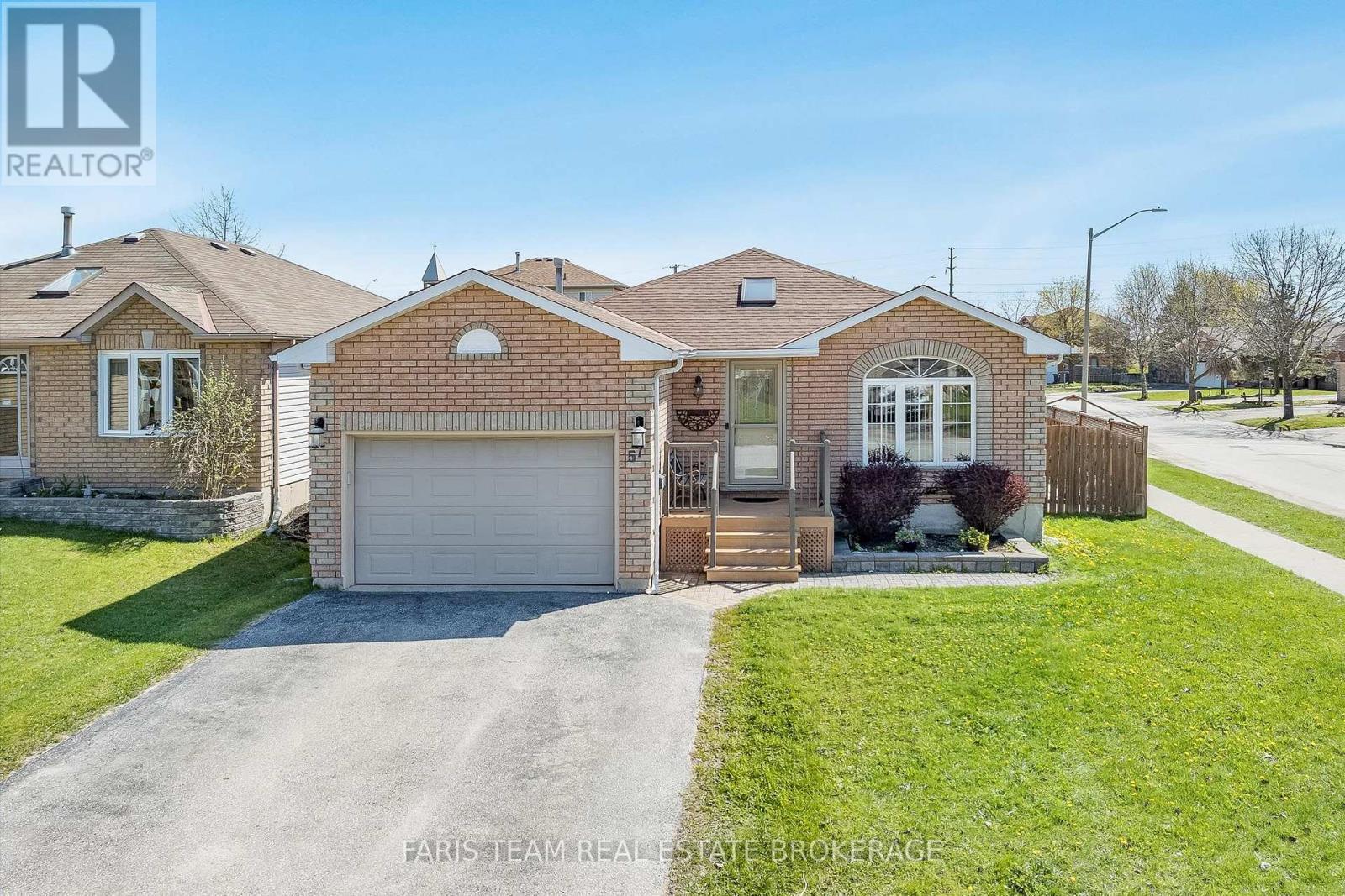 57 Wessenger Drive, Barrie, ON