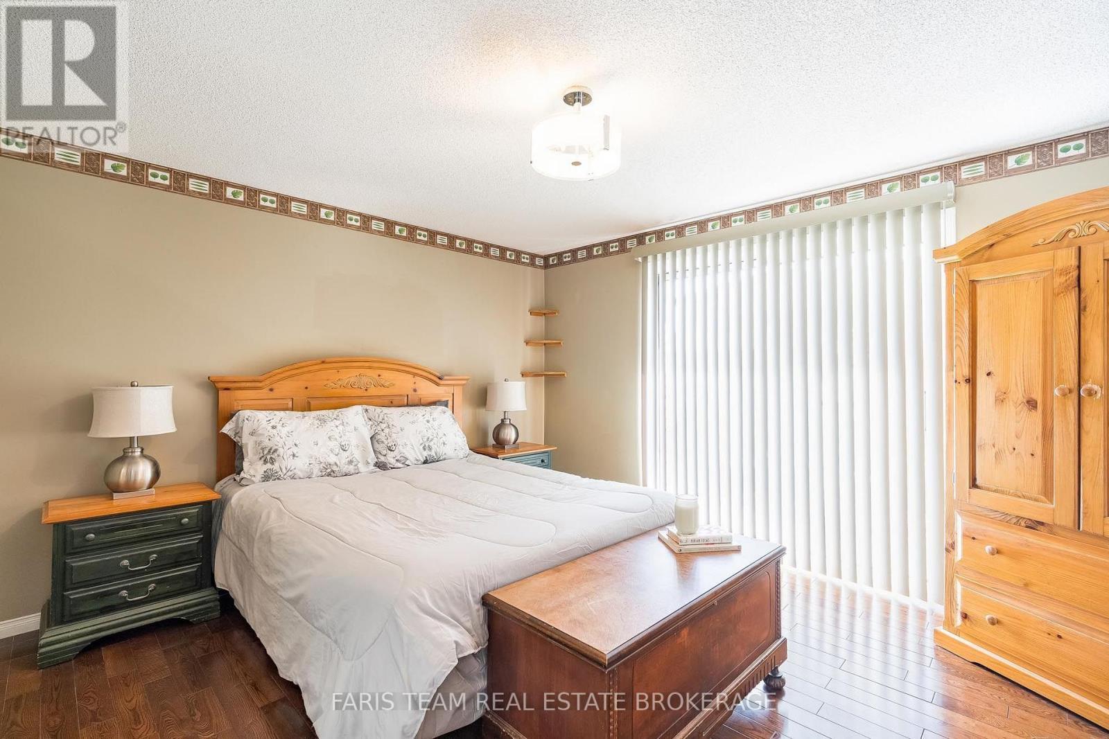 57 Wessenger Drive, Barrie, ON