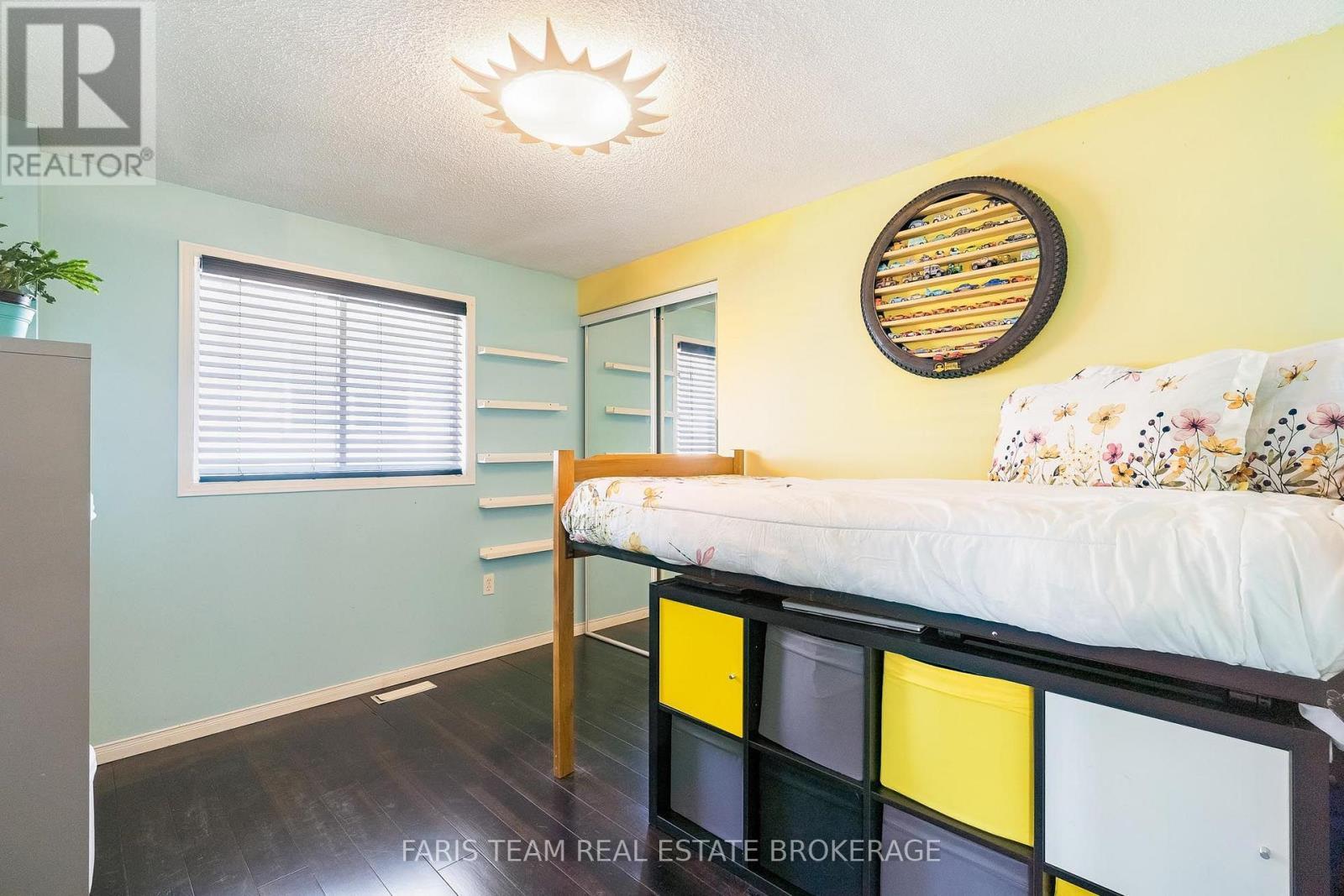 57 Wessenger Drive, Barrie, ON