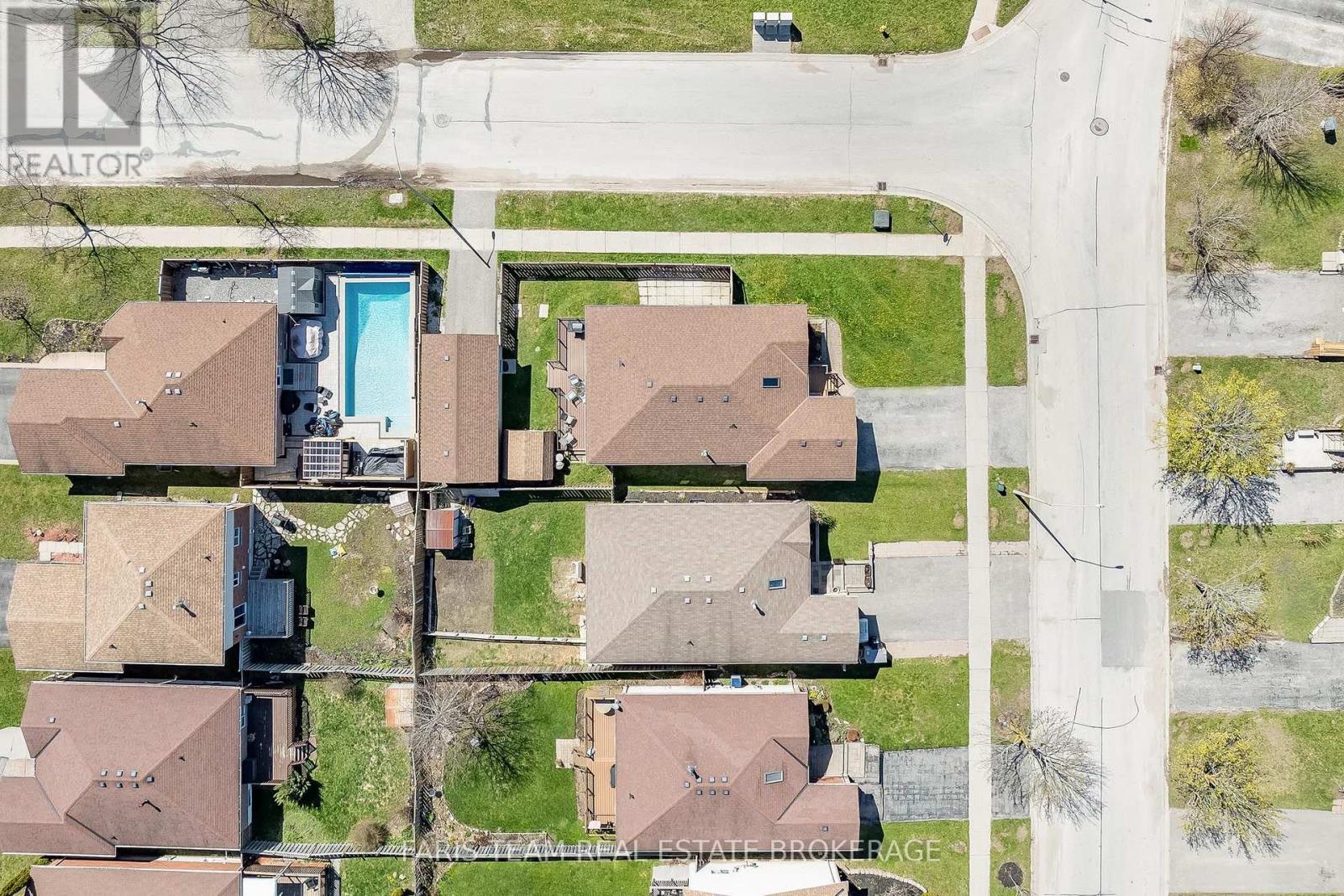 57 Wessenger Drive, Barrie, ON