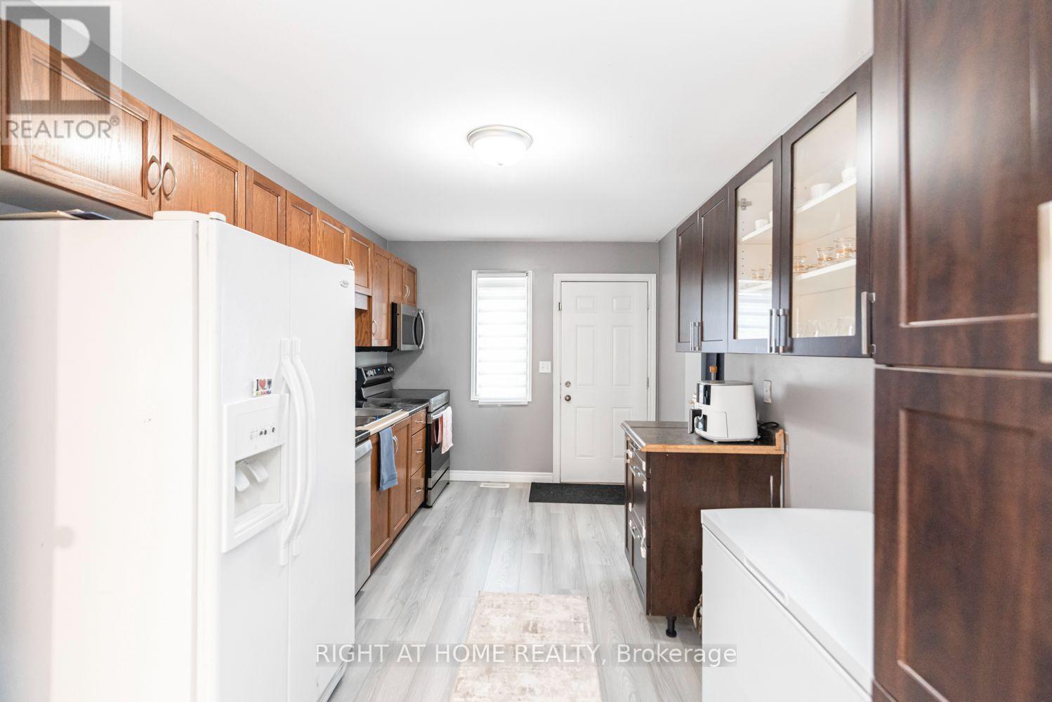 42 Saturn Road, Port Colborne, ON