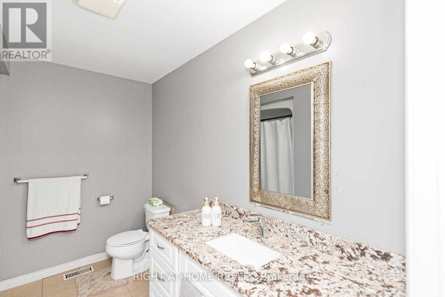 42 Saturn Road, Port Colborne, ON