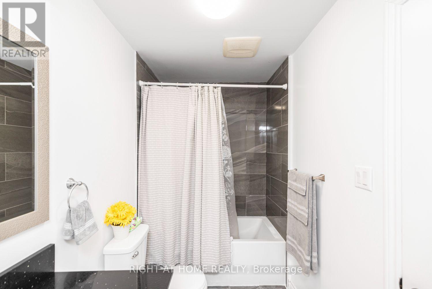 42 Saturn Road, Port Colborne, ON