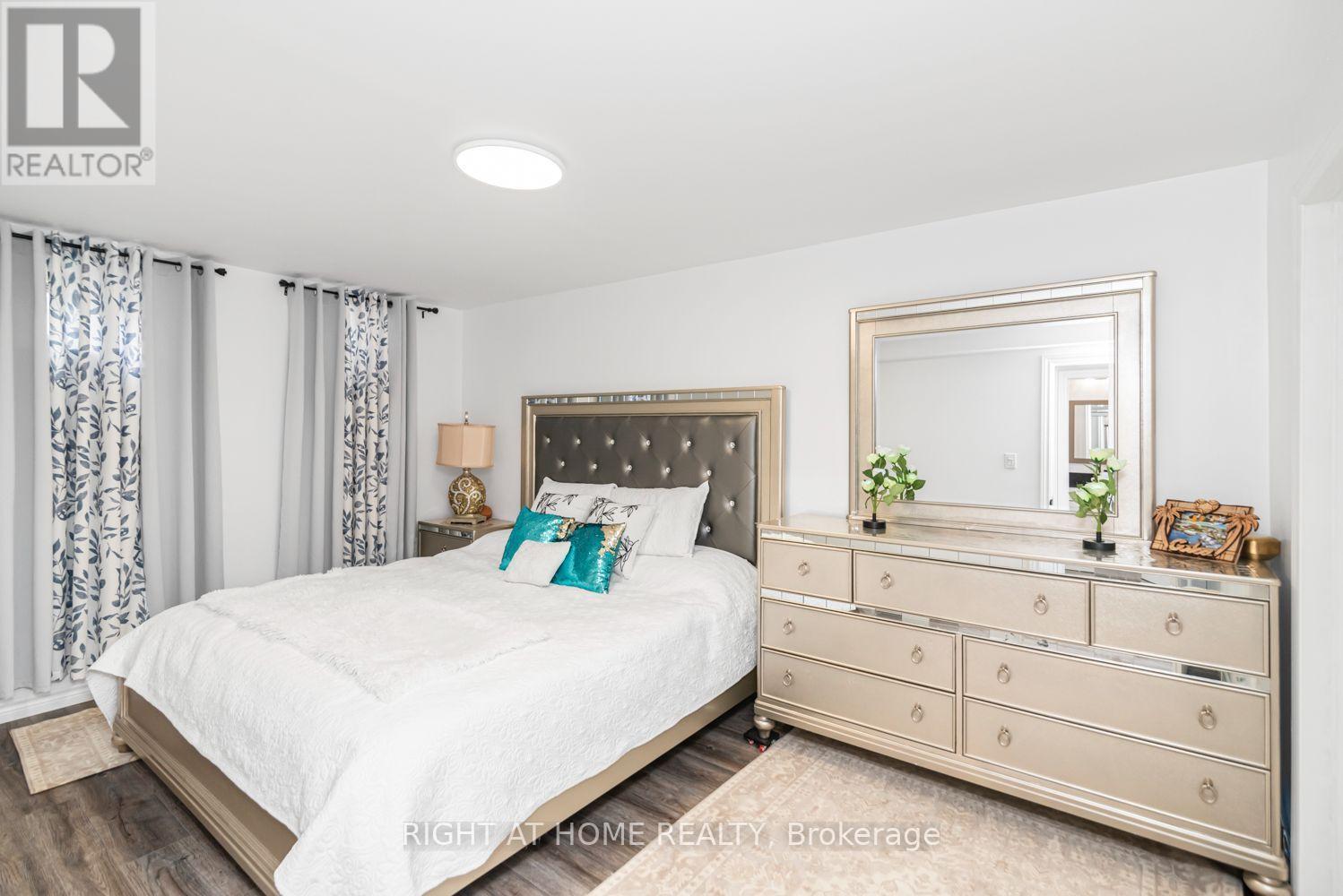 42 Saturn Road, Port Colborne, ON