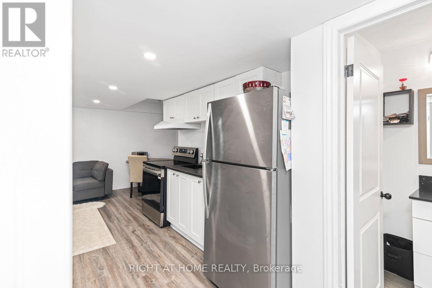 42 Saturn Road, Port Colborne, ON
