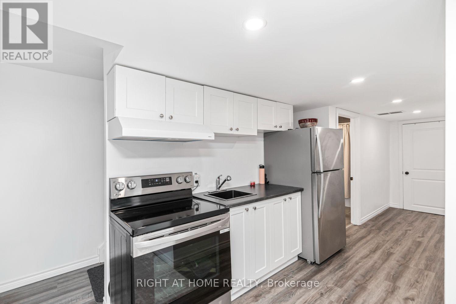 42 Saturn Road, Port Colborne, ON