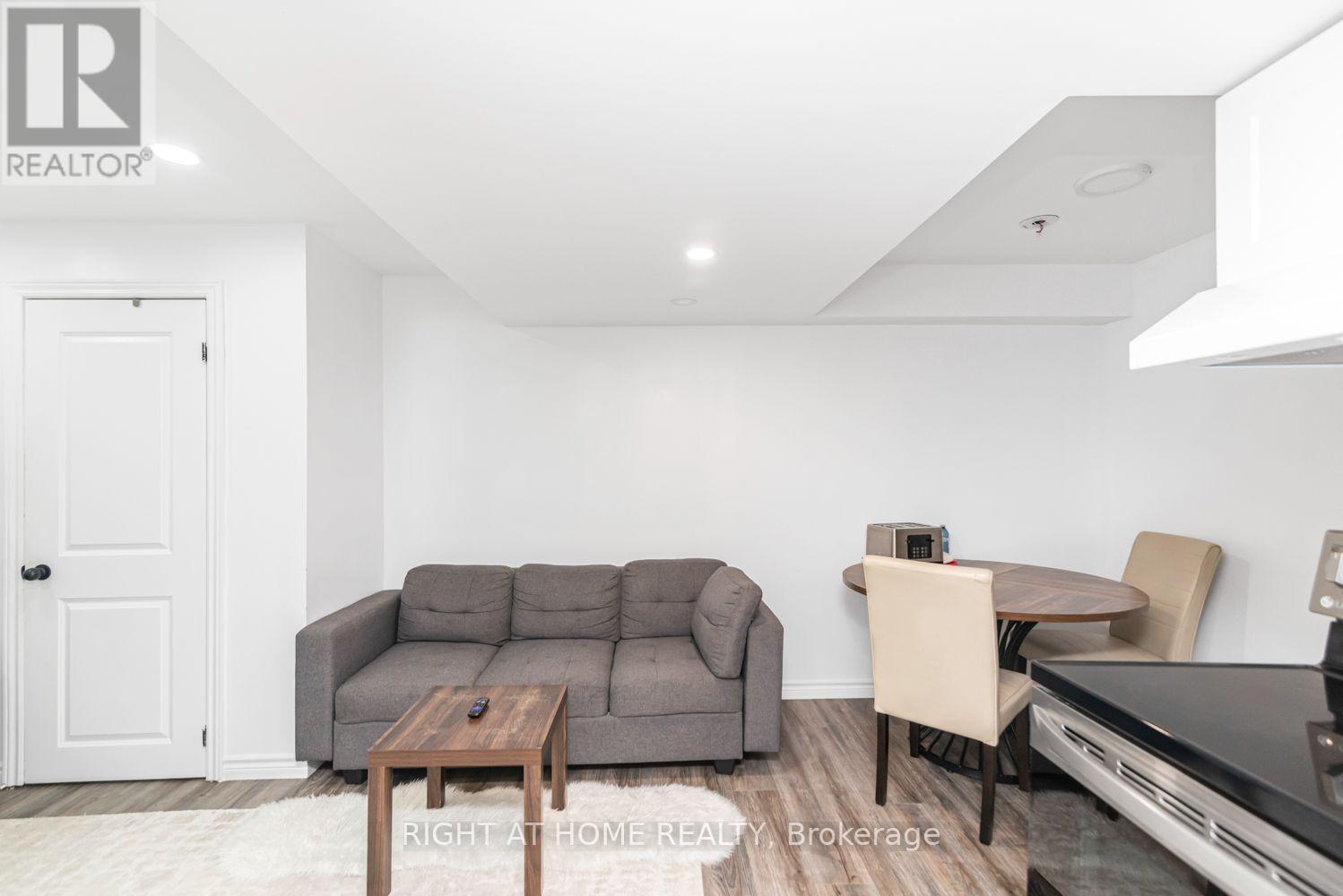 42 Saturn Road, Port Colborne, ON