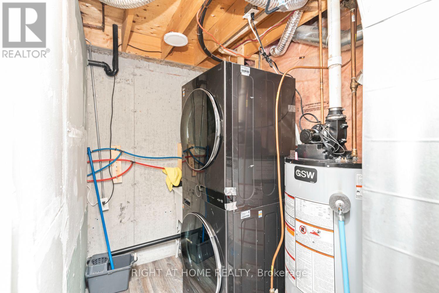 42 Saturn Road, Port Colborne, ON