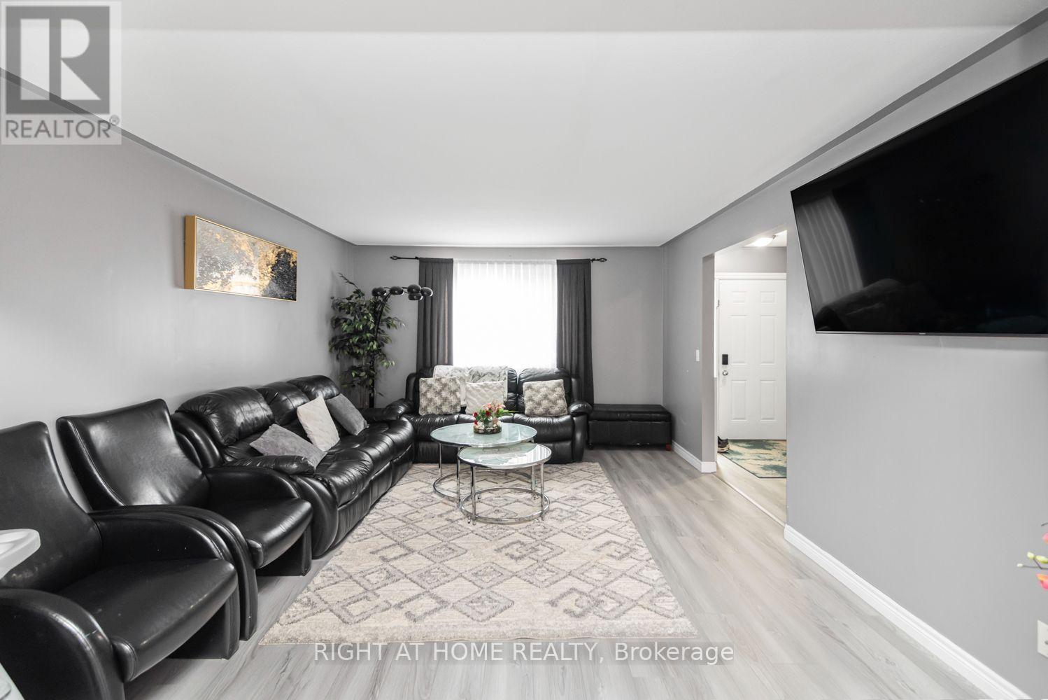 42 Saturn Road, Port Colborne, ON