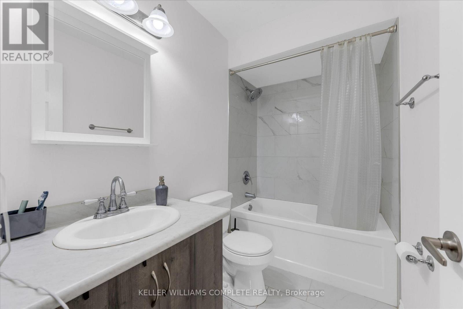 311 - 28 Victoria Avenue N, Hamilton, ON