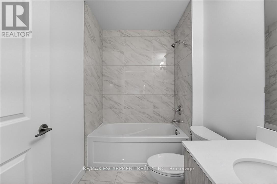 304 - 461 Green Road, Hamilton, ON