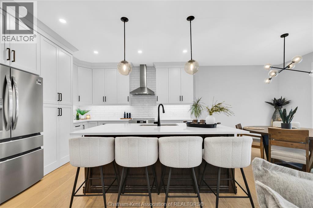 111 Bloomington Way, Chatham, ON