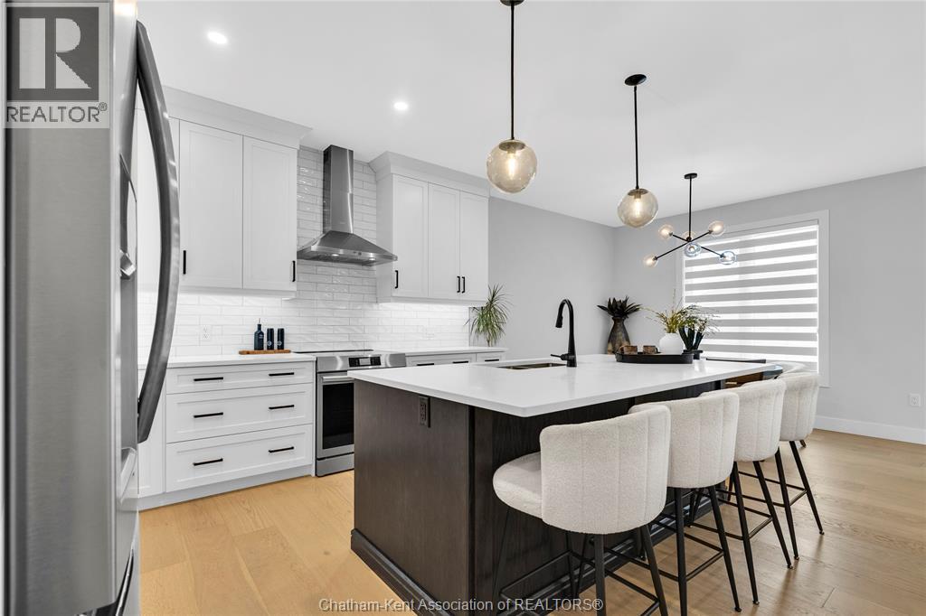 111 Bloomington Way, Chatham, ON