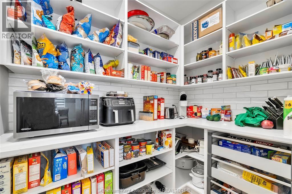 111 Bloomington Way, Chatham, ON