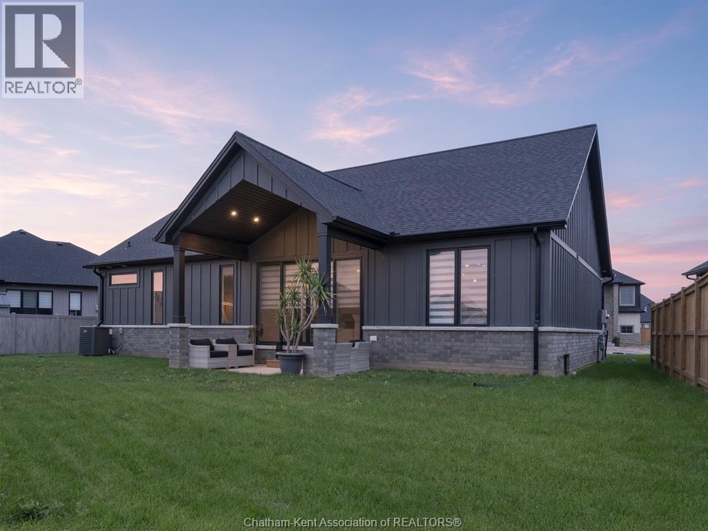111 Bloomington Way, Chatham, ON