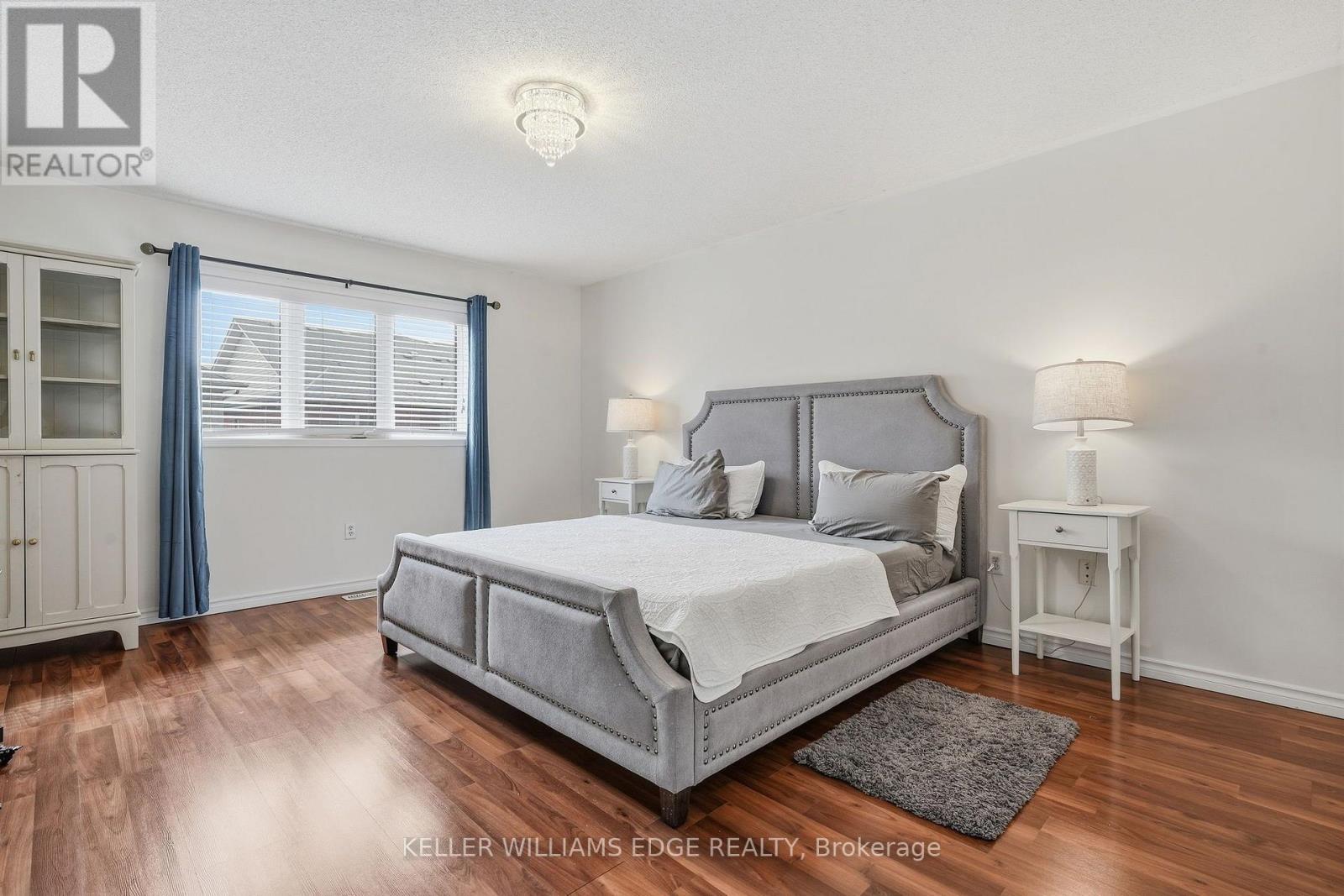 Spacious Primary Bedroom Retreat - 4828 Verdi Street, Burlington, ON