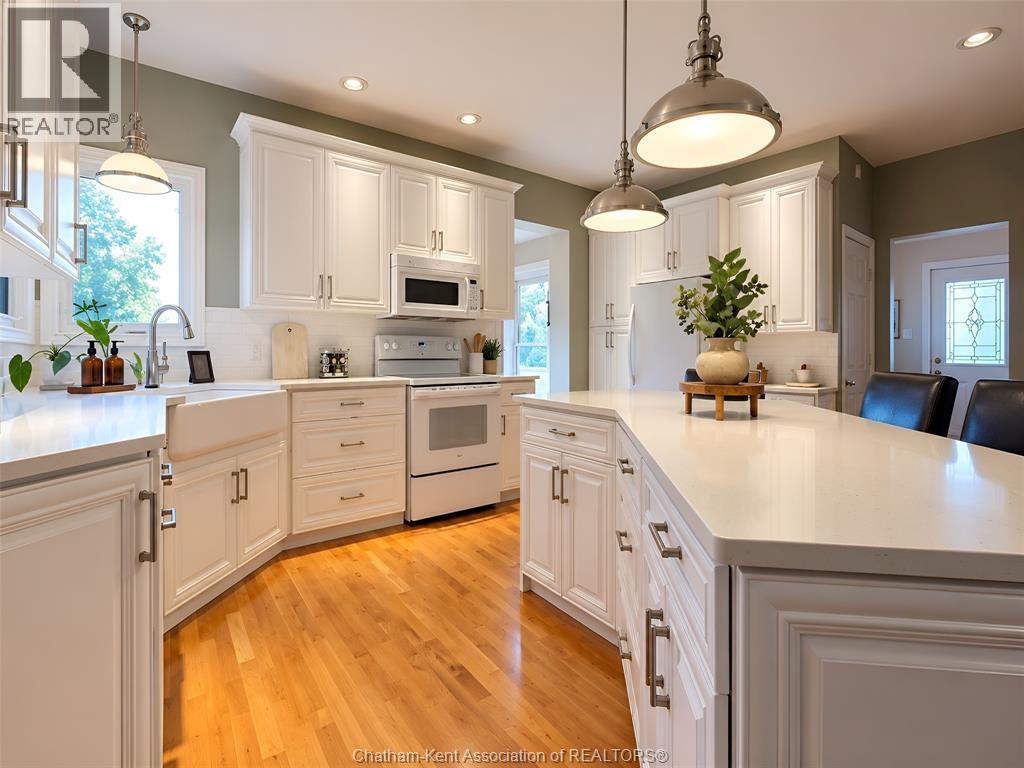 25139 St Clair Street, Chatham Township, ON