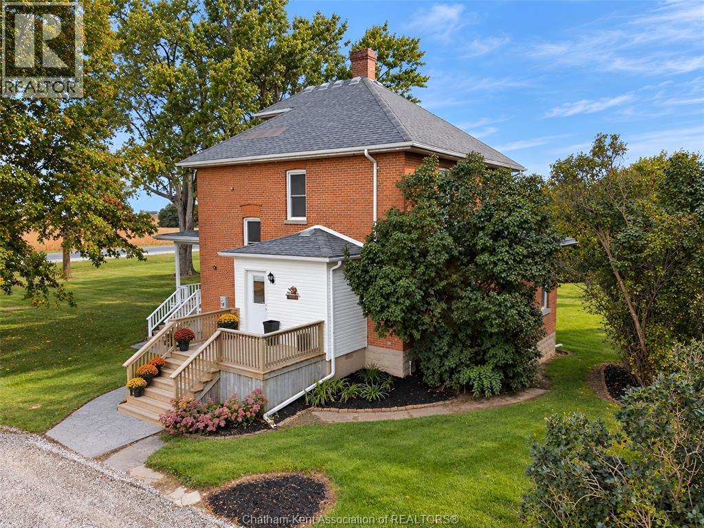 25139 St Clair Street, Chatham Township, ON