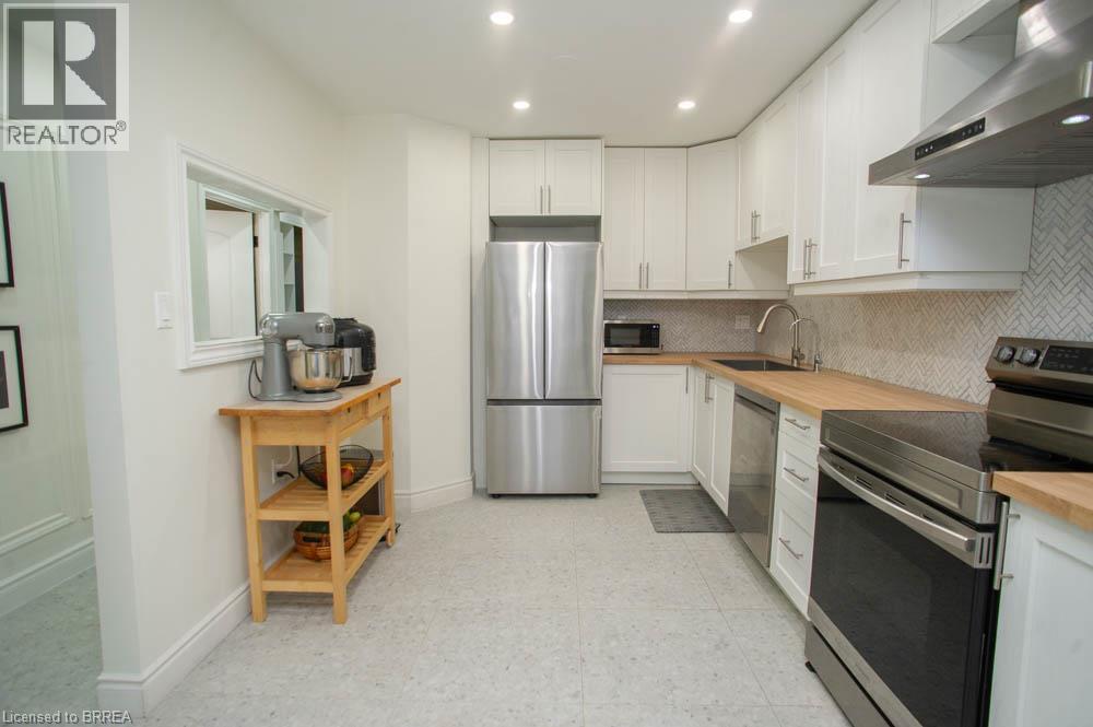 151 Brantwood Park Road Unit# F, Brantford, ON