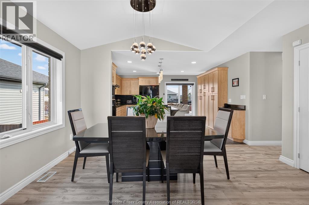 399 Poplar Drive, Lakeshore, ON