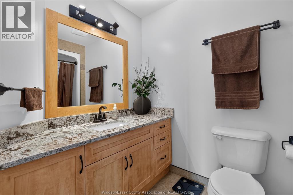 399 Poplar Drive, Lakeshore, ON