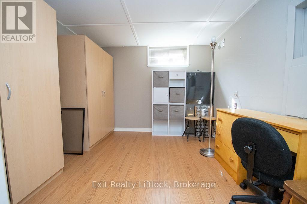 Office or Den Downstairs - 445 Arndon Avenue, Peterborough (Otonabee Ward 1), ON