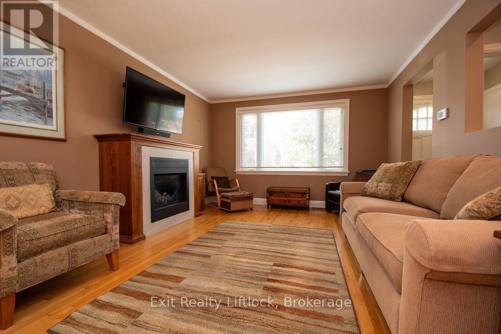 Living Room with Gas Fireplace - 445 Arndon Avenue, Peterborough (Otonabee Ward 1), ON