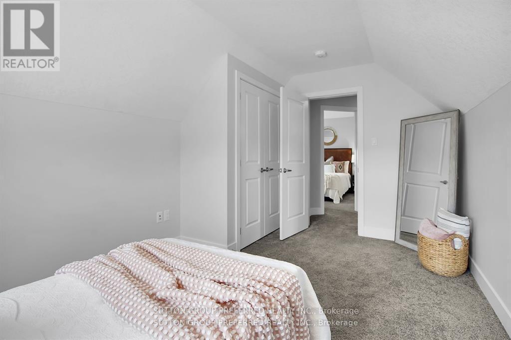 551 Scenic Court, Warwick (Watford), ON