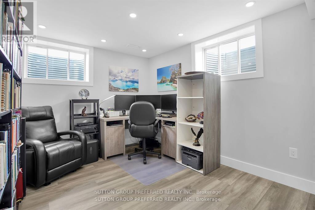 551 Scenic Court, Warwick (Watford), ON
