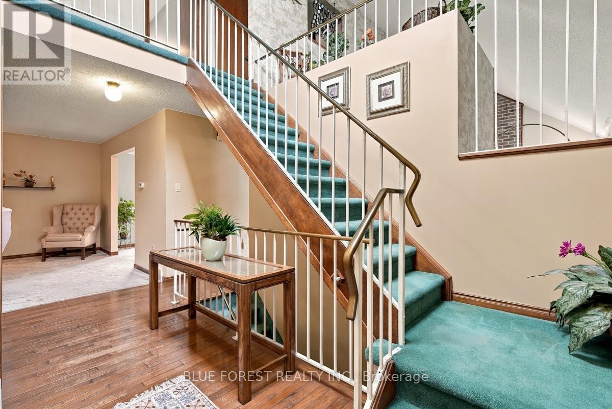14 Dundee Place, London South (South G), ON
