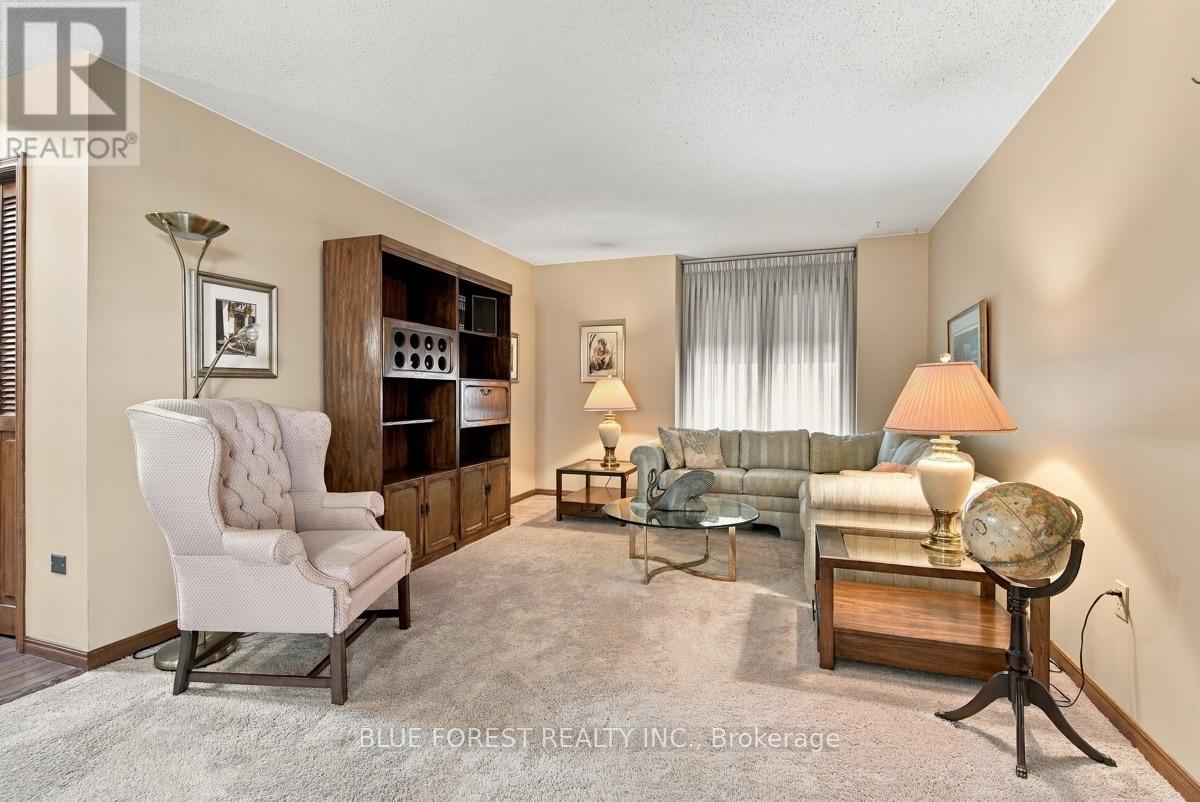 14 Dundee Place, London South (South G), ON