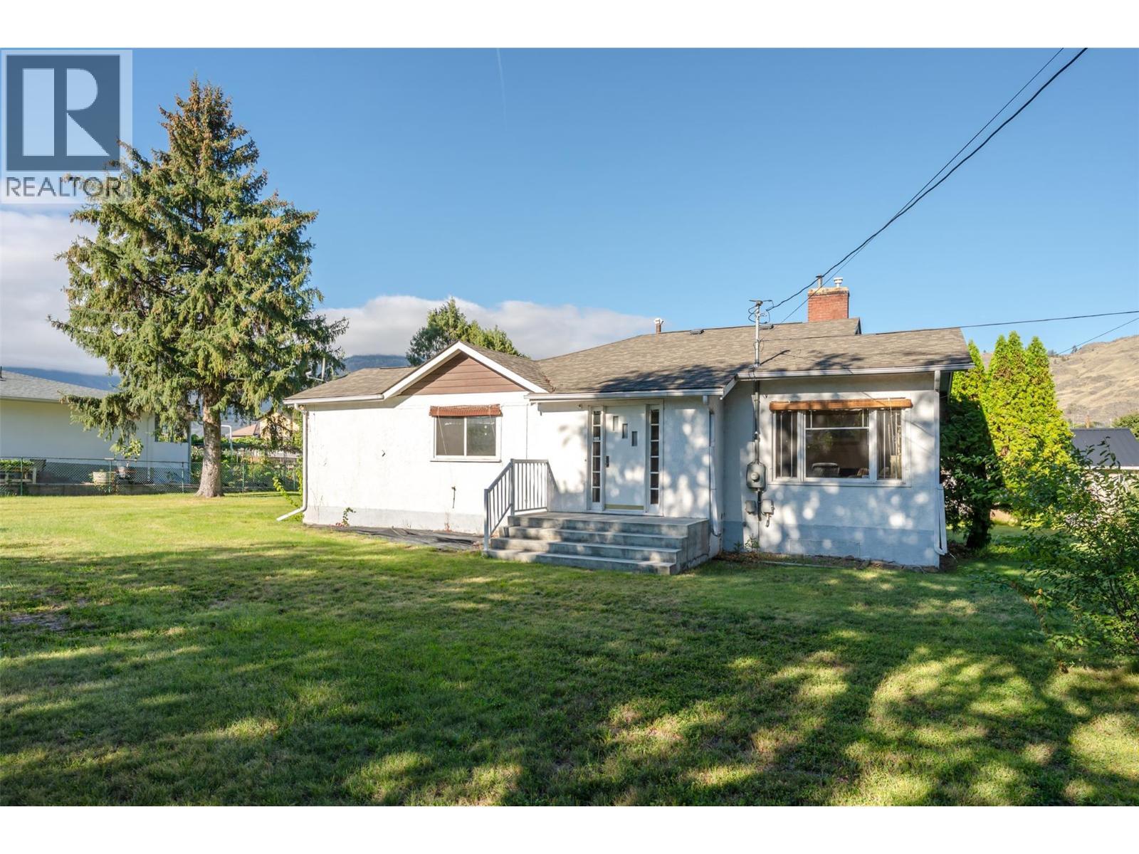 525 Skagit Avenue, Oliver, BC