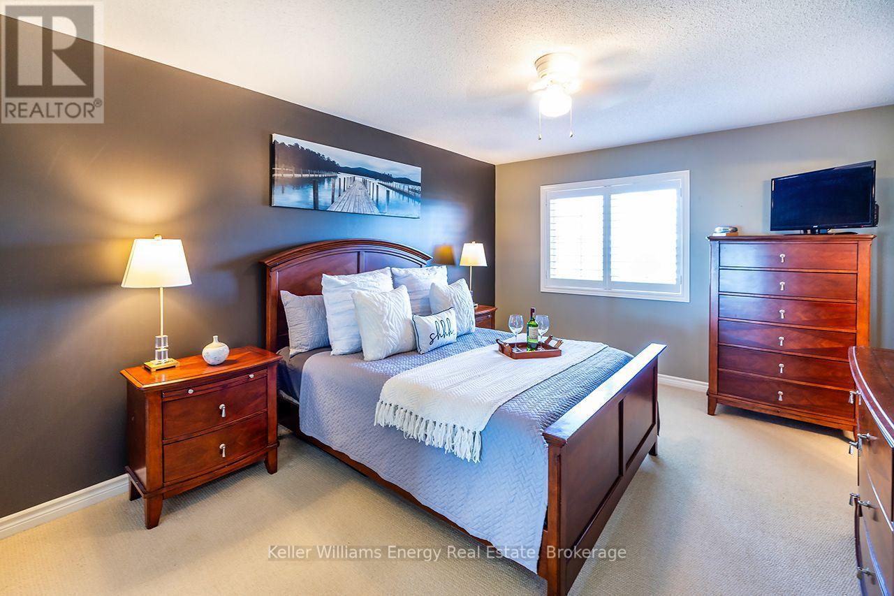 Primary bedroom - 409 Harris Street, Whitby (Downtown Whitby), ON