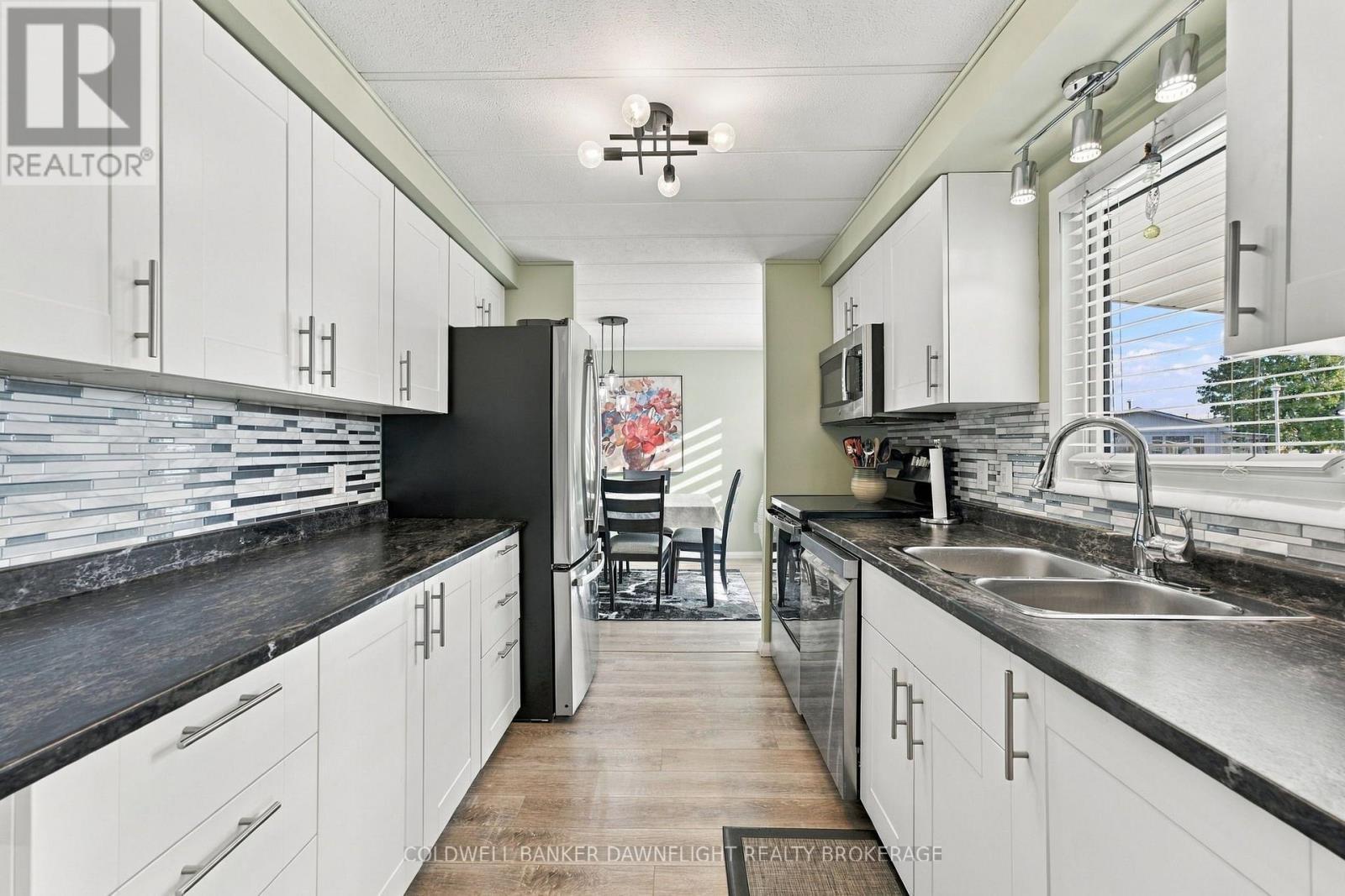 29 Redford Drive, South Huron (Exeter), ON