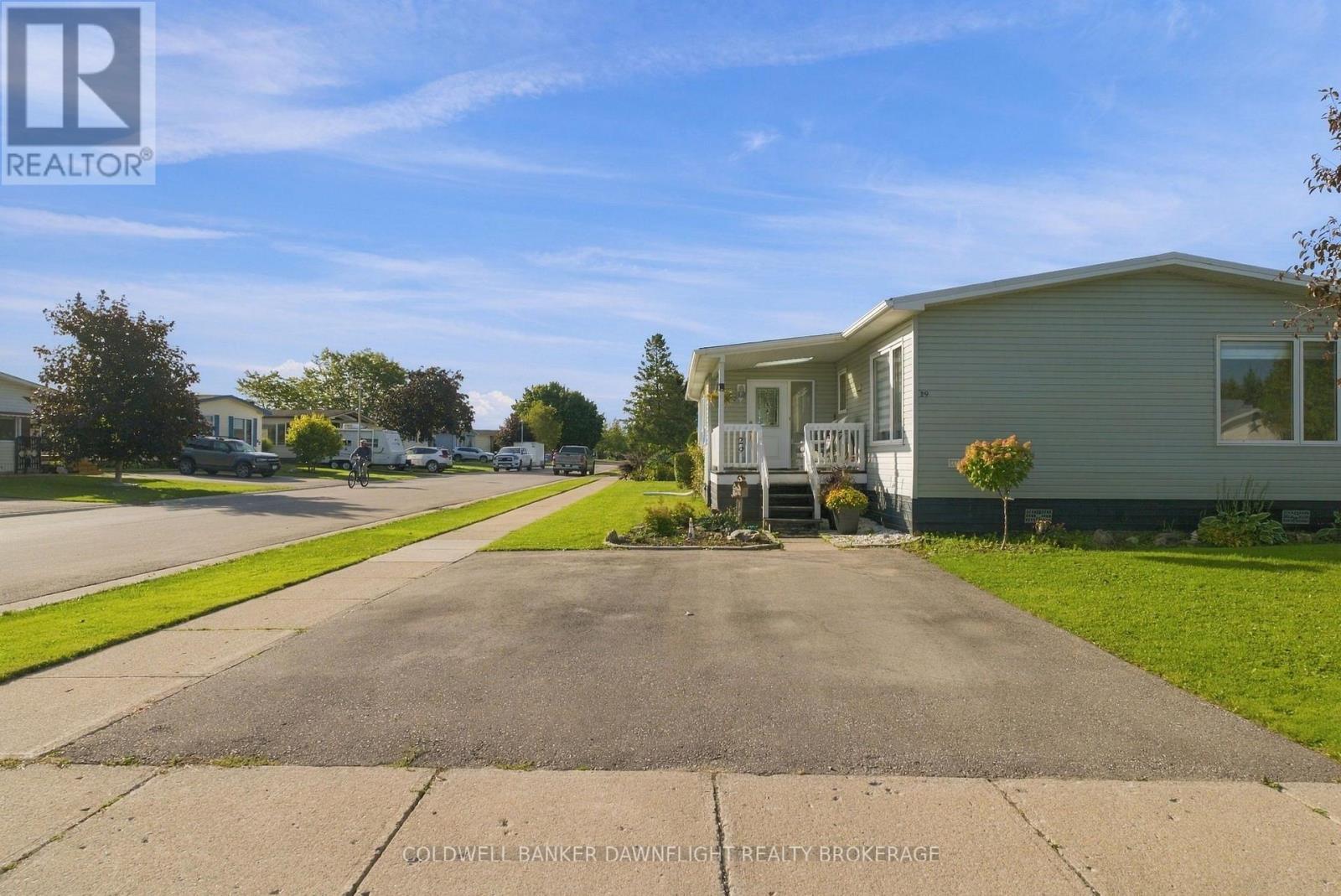 29 Redford Drive, South Huron (Exeter), ON