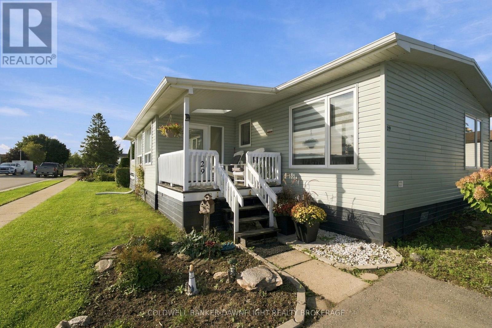 29 Redford Drive, South Huron (Exeter), ON